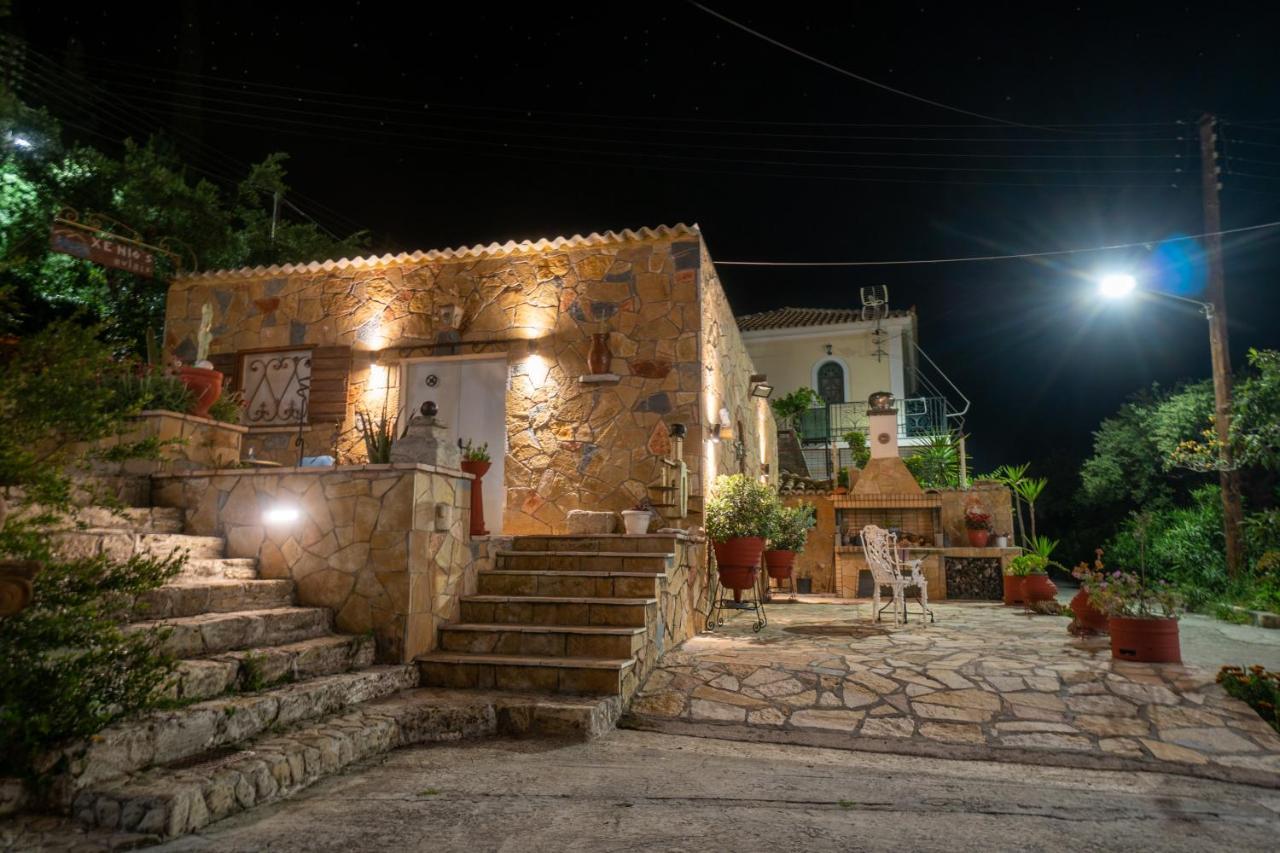 Andrikas Villa At Xenios Avlais อลิกานาส ภายนอก รูปภาพ