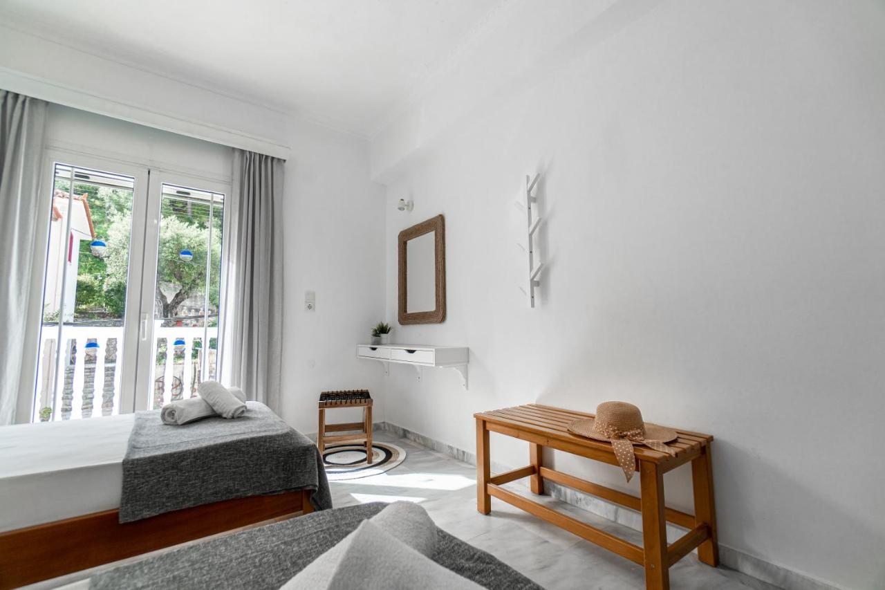 Andrikas Villa At Xenios Avlais อลิกานาส ภายนอก รูปภาพ